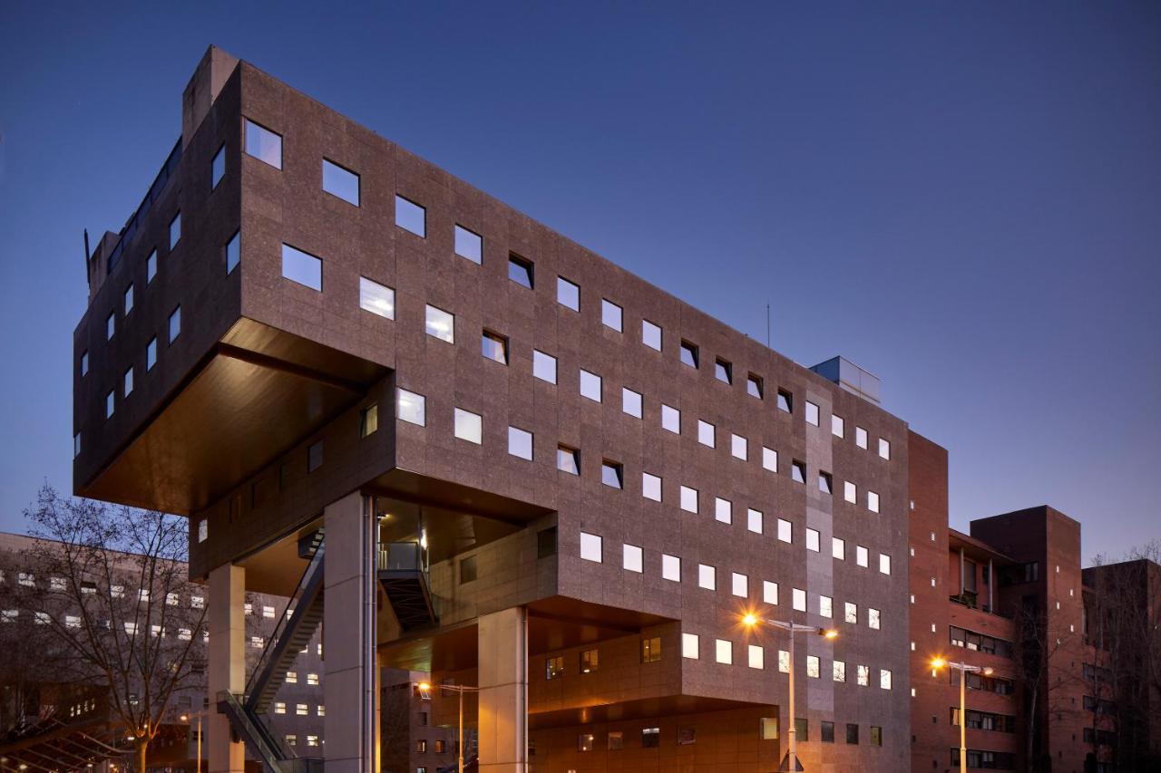 Unite Hostel Barcelona Exteriör bild